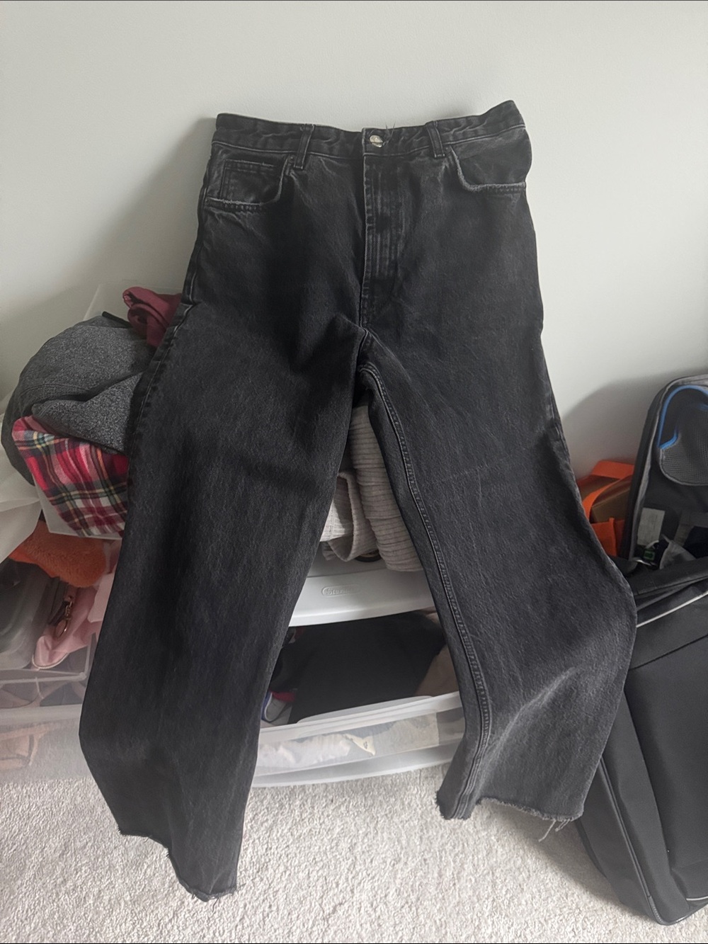 Zara Women’s Black Relaxed Jeans